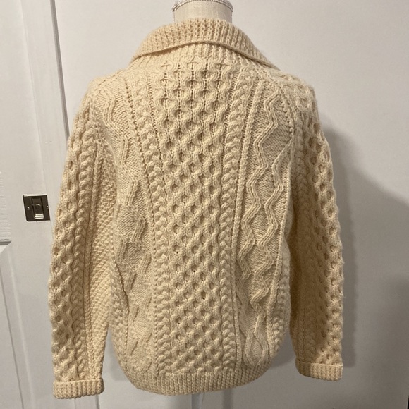 beautiful vintage Quill hand knit Irish wool fisherman’s sweater S? - Picture 7 of 9